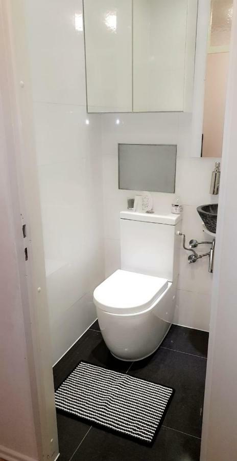 Sehr Schoene Drei Zimmer Deluex Wohnung In Sindelfingen Zewnętrze zdjęcie